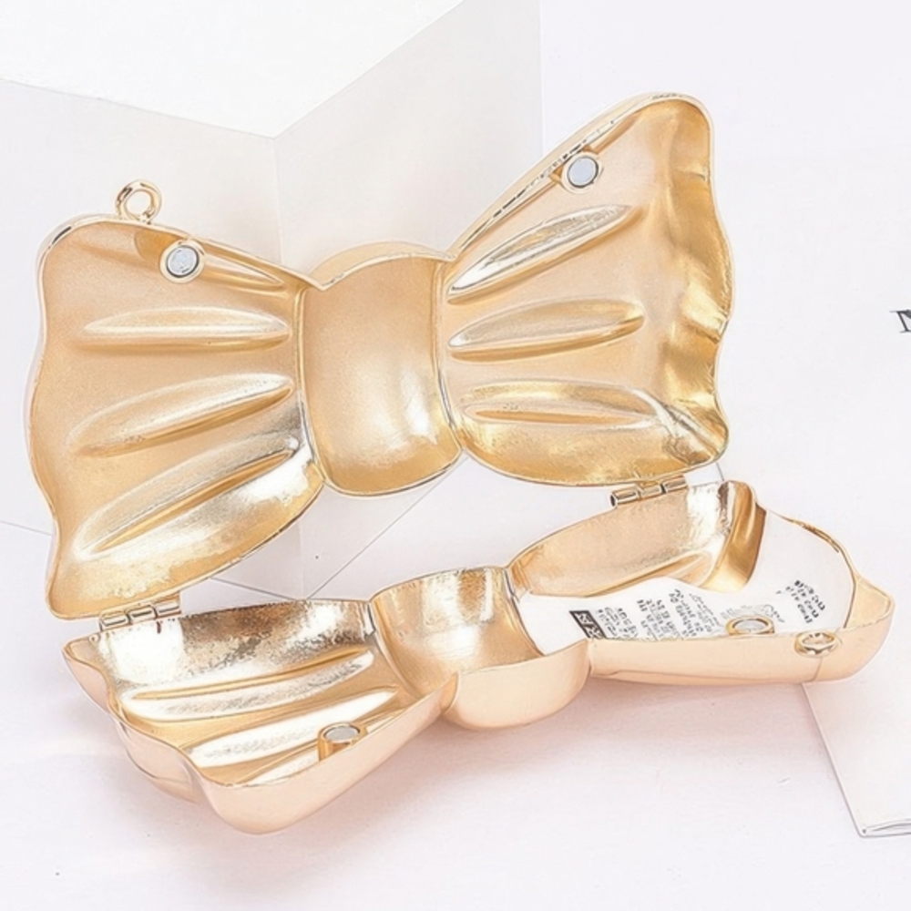 Elegant Gold Bow‎ Clutch - Picture 4 of 4